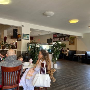 Pho Hung Cali - people eating at a restaurant - Vietnamese Near Me - Chula Vista, California