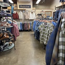 Pendleton By The Wharf - Interior