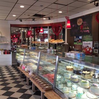 Montilios - Montilio's Braintree 1/19/2016, Front cases - Bakeries Near Me - Braintree, Massachusetts