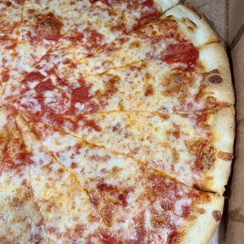 Dominick's Pizza & Pub - Plain Pizza - Pizza Near Me - Chalfont, Pennsylvania