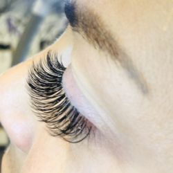 Papillon Lash & Brow Studio