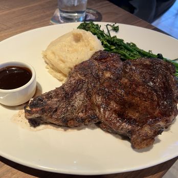 Yard House - 20oz Bone-in Ribeye - New American Near Me - Santa Clarita, California