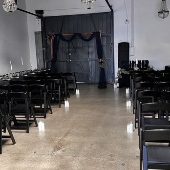The Warehouse - Intimate wedding! That's exactly what she got, all was breathtaking at its minimal not bad for 3 week wedding preparation. - Venues & Event Spaces Near Me - Huntington Beach, California The Warehouse - Intimate wedding! That's exactly what she got, all was breathtaking at its minimal not bad for 3 week wedding preparation. - Venues & Event Spaces Near Me - Huntington Beach, California