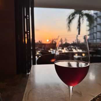 Ka'ana Kitchen - Beautiful sunset view! - Asian Fusion Near Me - Wailea, Hawaii Ka'ana Kitchen - Beautiful sunset view! - Asian Fusion Near Me - Wailea, Hawaii