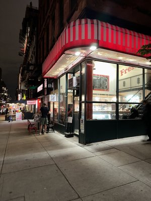 Williamsburg Pizza by null
