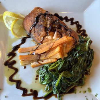 Hibernia Diner - Faroe Island Salmon, instead of mashed potatoes, I got sautéed garlic spinach - Diners Near Me - Rockaway, New Jersey Hibernia Diner - Faroe Island Salmon, instead of mashed potatoes, I got sautéed garlic spinach - Diners Near Me - Rockaway, New Jersey