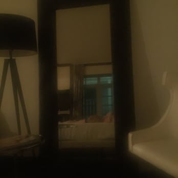 Lincoln Arms Suites - Nice full length mirror - Hotels Near Me - Miami Beach, Florida Lincoln Arms Suites - Nice full length mirror - Hotels Near Me - Miami Beach, Florida