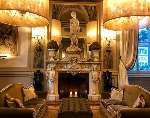 Villa Cora by null