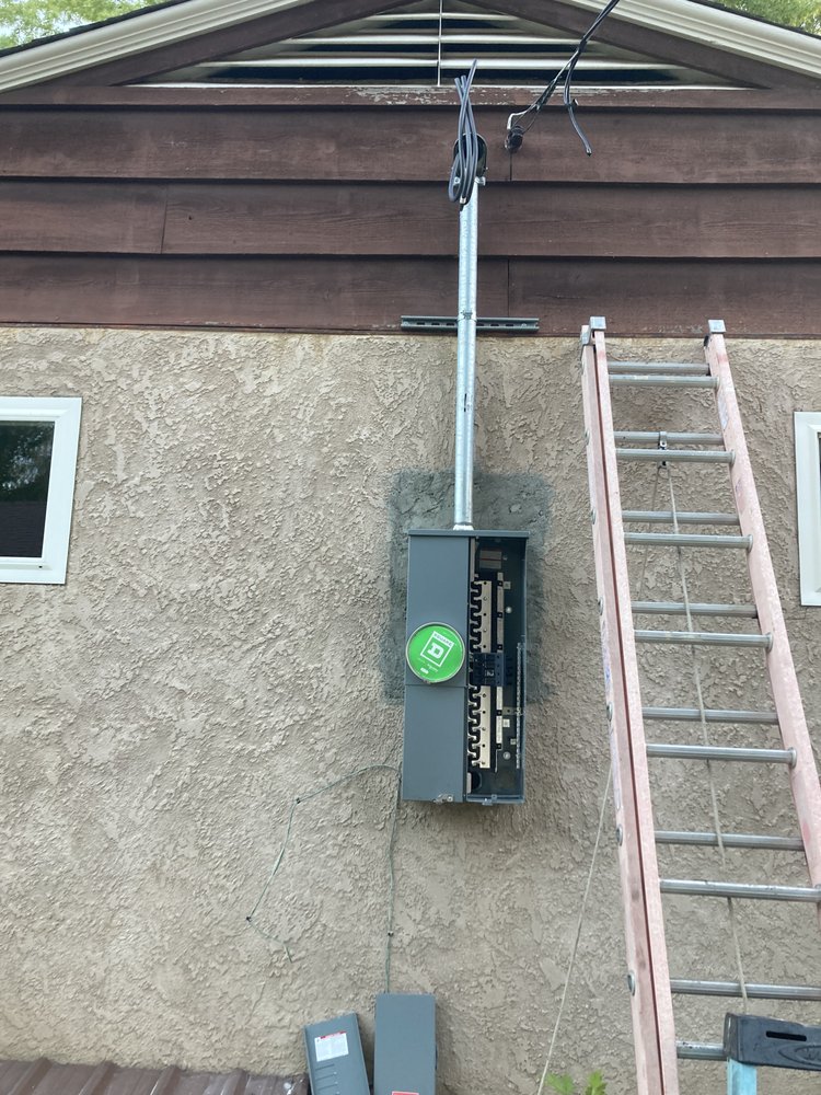 Slide of Ricks Electrical Services