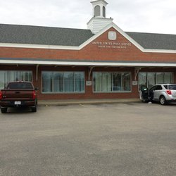 US Post Office - Very fast, big parking lot