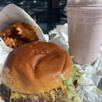 Underground Burger - Burgers Near Me - Queen Creek, Arizona Underground Burger - Burgers Near Me - Queen Creek, Arizona