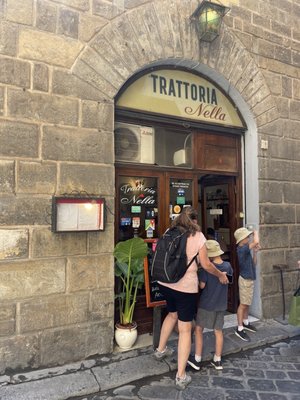 Trattoria Nella by null