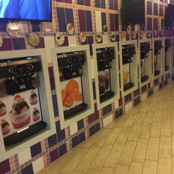Yo-Delight - Desserts Near Me - Teaneck, New Jersey