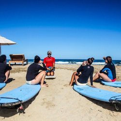 WildMex Surf and Adventure - Briefing before entering the water