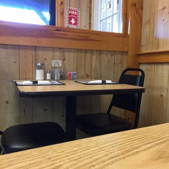 Cast Iron Cafe - Quaint seating and bar stools for individual seating - Breakfast & Brunch Near Me - Whitman, Massachusetts