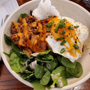 Namo Café Bistro - Edmonton Trail - Breakfast & Brunch Near Me - Calgary, Alberta