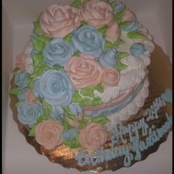 Fūd Vybez - Whipped topping iced cake with floral spread! (Yea we do that too)