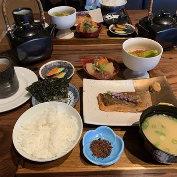 Perry's Restaurant - Japanese Breakfast - Sushi Bars Near Me - Washington, DC, District of Columbia Perry's Restaurant - Japanese Breakfast - Sushi Bars Near Me - Washington, DC, District of Columbia