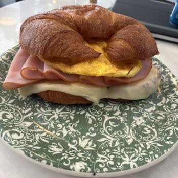 Rodilla - Breakfast croissant - Bakeries Near Me - Miami, Florida