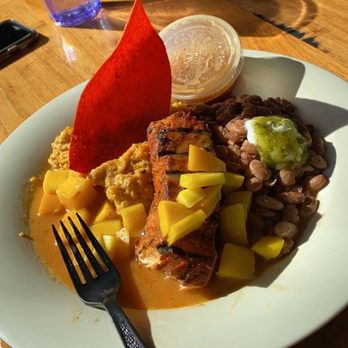 Aqui Cal-Mex - Blackened salmon, sweet potato polenta, mango, and pinto beans - Mexican Near Me - Campbell, California