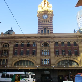 Flinders Street Railway Station/Flinders St - Elizabeth Street Entrance - Train Stations Near Me - Melbourne, VIC
