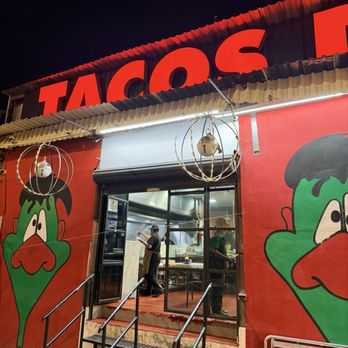 Tacos del Julio - Mexican Near Me - Garza García, NLE