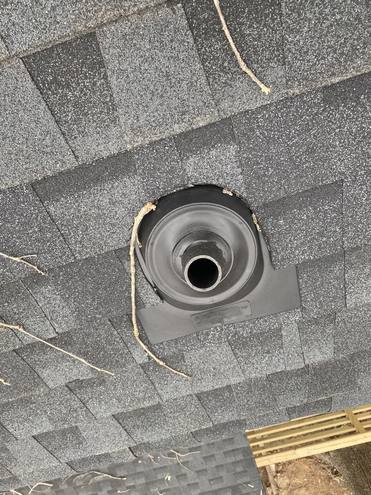 Slide of Noah Ready’s Roofing and Repair