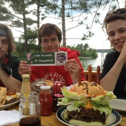 Stony Ridge - Splitting the Sasquatch the 4 lb burger challenge