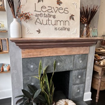 Tiny House Vintage & Art - Home decor and potted plants - Signmaking Near Me - Delaware, Ohio Tiny House Vintage & Art - Home decor and potted plants - Signmaking Near Me - Delaware, Ohio