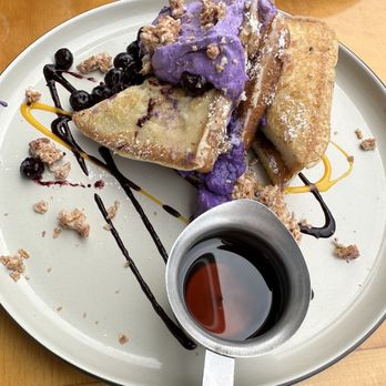 Toast Kitchen & Bakery - Breakfast & Brunch Near Me - Tustin, California