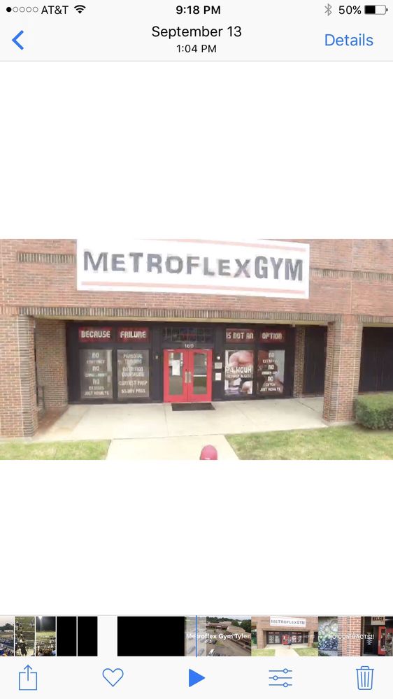 Social spots from Metroflex Gym