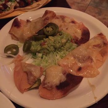 Tacos Matamoros - Really sad looking nachos ($7) but tasted hellaaaaa good - Mexican Near Me - Brooklyn, New York Tacos Matamoros - Really sad looking nachos ($7) but tasted hellaaaaa good - Mexican Near Me - Brooklyn, New York