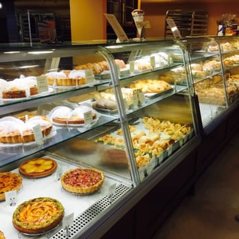 Le Panier - Irresistible treat booth - Bakeries Near Me - Seattle, Washington