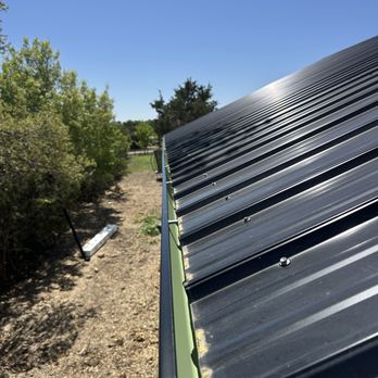 Mister Seamless Rain Gutter - Gutter Services Near Me - Manor, Texas