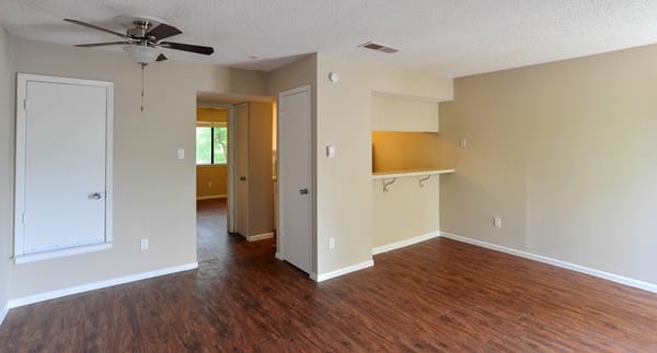 South Congress Commons