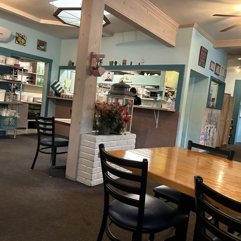 Toasties Cafe - Interior - American Near Me - Pacific Grove, California Toasties Cafe - Interior - American Near Me - Pacific Grove, California