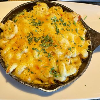 Twin Peaks - Lobster Mac had lots of chunks of lobstah! - New American Near Me - Fort Mill, South Carolina Twin Peaks - Lobster Mac had lots of chunks of lobstah! - New American Near Me - Fort Mill, South Carolina