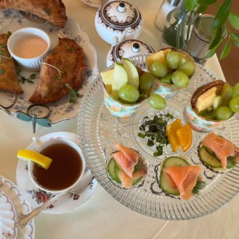 Channel Bass Inn - Tea Rooms Near Me - Chincoteague, Virginia