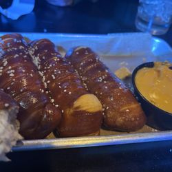 Orion Sports Bar & Grill - Pretzel sticks
