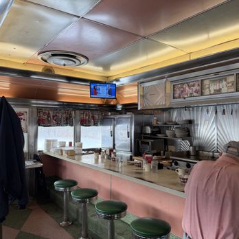 Martha's Diner - Diners Near Me - Coventry, Vermont