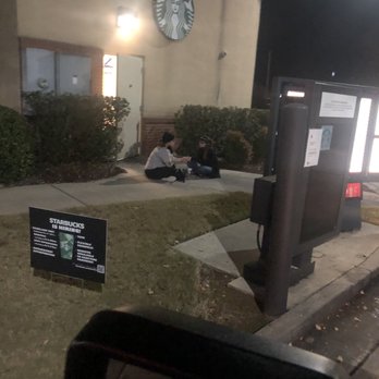 Starbucks - Coffee & Tea Near Me - Commerce, Georgia