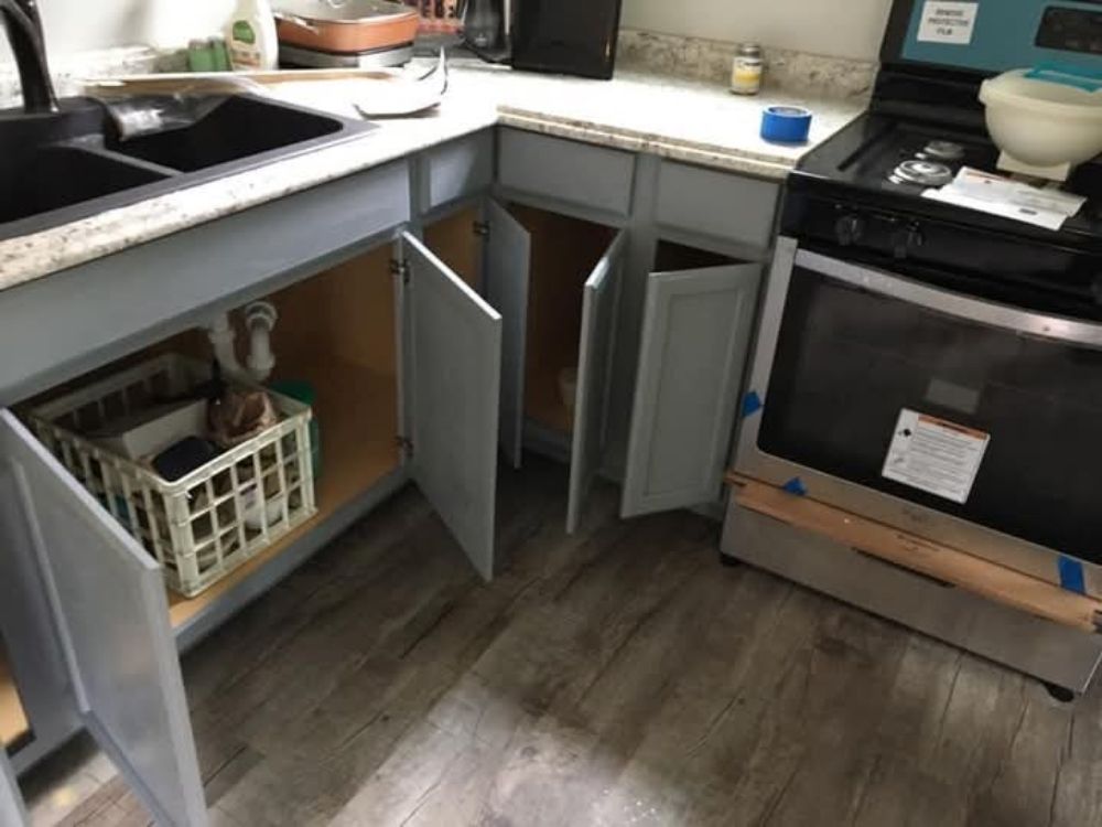 Slide of R and R Contracting