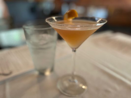 Paula's On Main by null
