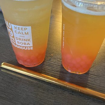 Au79 Teahouse - Lychee Green Tea and Peach Green Tea both with pink boba - Coffee & Tea Near Me - Arcadia, California Au79 Teahouse - Lychee Green Tea and Peach Green Tea both with pink boba - Coffee & Tea Near Me - Arcadia, California