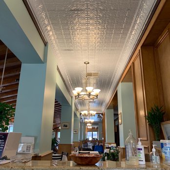 Shanghai Restaurant - the interior of a chinese restaurant - Dim Sum Near Me - Austin, Texas