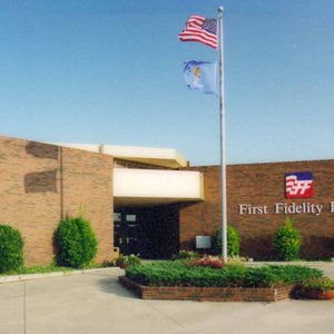 First Fidelity Bank Banks Credit Unions 5800 Nw 39th Expy