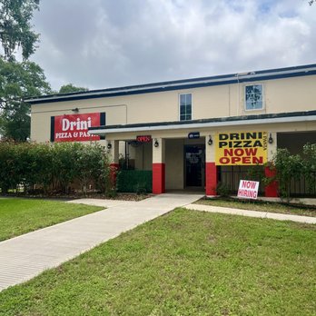 Drini Pizza & Pasta - Front of building - Italian Near Me - Lake Jackson, Texas