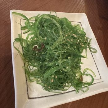 E Ramen - Seaweed salad - Ramen Near Me - Sacramento, California