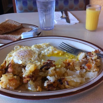 Tremont Diner - Eggs over easy with toast and potatoes - Diners Near Me - The Bronx, New York Tremont Diner - Eggs over easy with toast and potatoes - Diners Near Me - The Bronx, New York