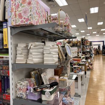 Marshalls - Department Stores Near Me - Long Beach, California